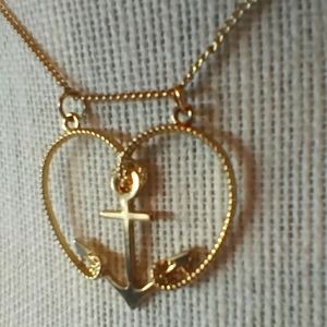 Nice Nautical,Anchor Pendant on long 36" chain,Gold toned.